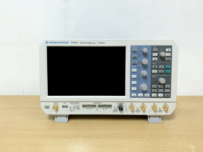 Цифровой четырехканальный осциллограф R&S RTB2004